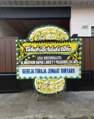 Papan Bunga Duka di Argosari